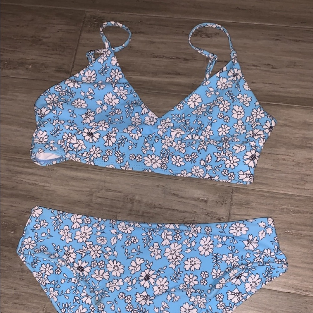 Blue bikini set